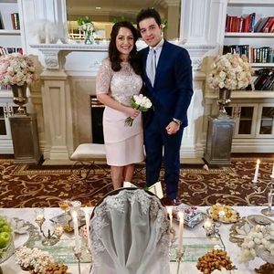 Meet your Posher, Mina